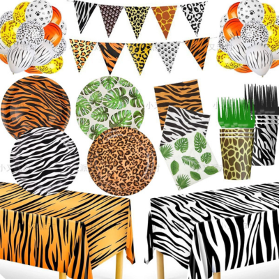 2025 New animal holiday theme disposable paper tableware 